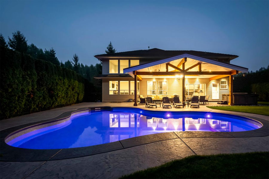 The Pool House - Supplier For - Latham Pools